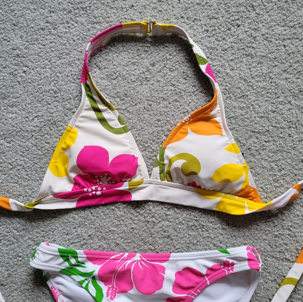 Malibu Bikini Swimsuit Size S White Tropical Floral Top & bottom 2 piece - Picture 4 of 12